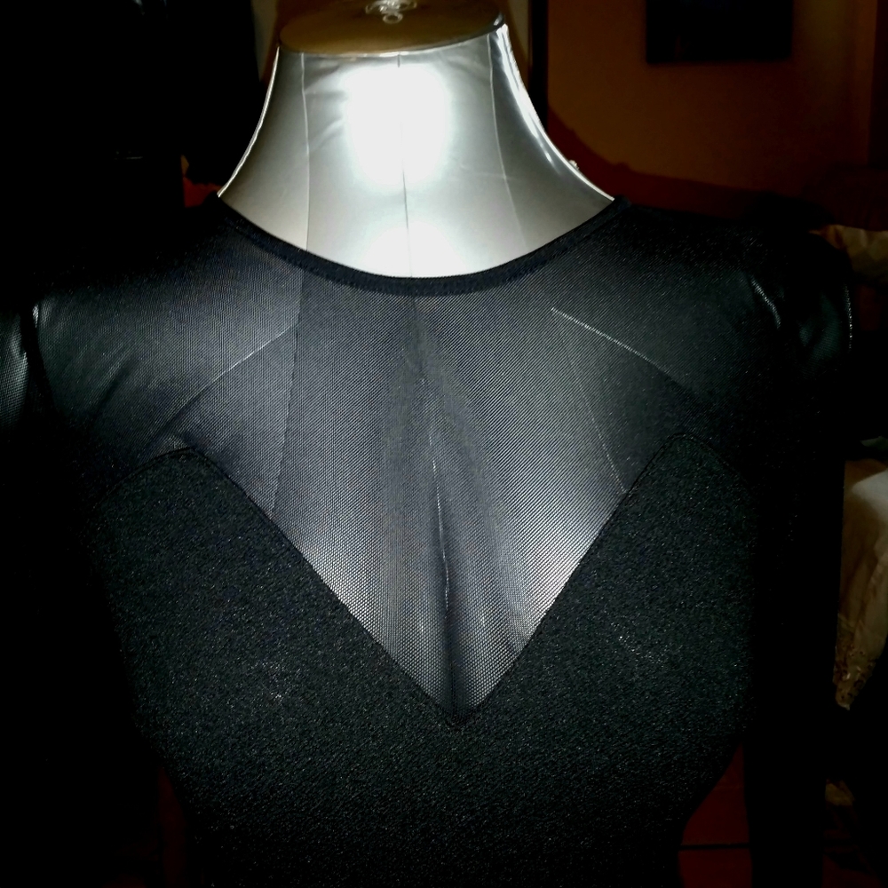 Dress - Picture 5 of 8